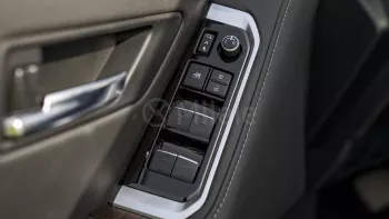 TOYOTA LAND CRUISER 300 VX 3.5L PETROL AT MY2022 – SILVER