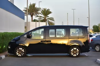 2022 MODEL HYUNDAI STARIA PREMIUM CEO 2.2 CRDI 8 SPEED AUTOMATIC AWD (7 SEATER)