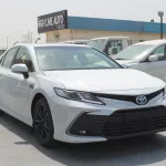 Toyota Camry Hybrid 2.5L fwd 2023 white - Thumbnail 3