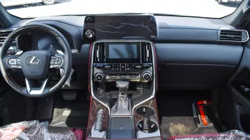 LEXUS LX600 SIGNATURE 3.5L  PETROL 2023 BLACK / RED