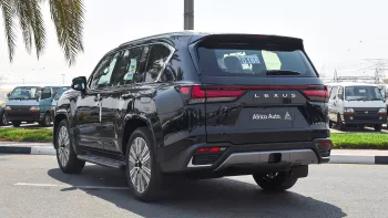 LEXUS LX600 SIGNATURE 3.5L  PETROL 2023 BLACK / RED