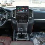 Toyota Land Cruiser VXR 5.7 2021 Model Year - Thumbnail 5