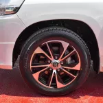 Toyota Land Cruiser VXR 5.7 2021 Model Year - Thumbnail 4