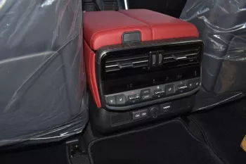 2022 TOYOTA LAND CRUISER LC300 GR-SPORT 3.3L DIESEL AT