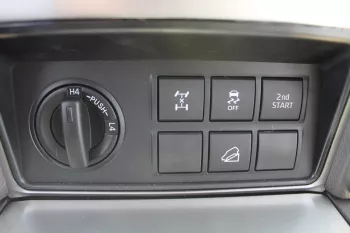 TOYOTA PRADO TX.L 4.0 PETROL 4WD 2023 WHITE