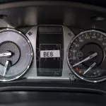 TOYOTA HILUX DC 2.7L PETROL MT 4X4 P.WINDOW MY2023 – SILVER - Thumbnail 7