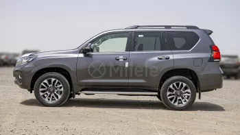 TOYOTA PRADO VX 4.0L PETROL AT TIRE UNDER MY2023 – GREY