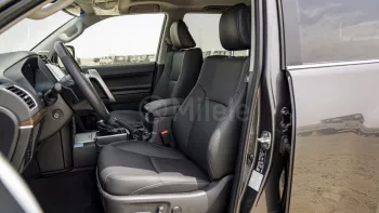 TOYOTA PRADO VX 4.0L PETROL AT TIRE UNDER MY2023 – GREY