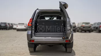 TOYOTA PRADO VX 4.0L PETROL AT TIRE UNDER MY2023 – GREY