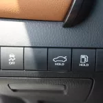 Toyota Camry GLE 40TH ANNIVERSERY 2.5L PETROL FWD 2023 WHITE - Thumbnail 8