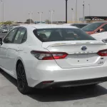Toyota Camry GLE 40TH ANNIVERSERY 2.5L PETROL FWD 2023 WHITE - Thumbnail 6