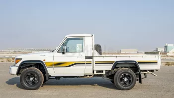 TOYOTA LAND CRUISER LC79SC 4.0L PETROL MT MY2022 – WHITE
