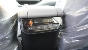 Toyota Highlander Hybrid LE 2.5L 2023 Black Color