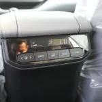 Toyota Highlander Hybrid LE 2.5L 2023 Black Color - Thumbnail 13