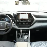 Toyota Highlander LE Hybrid 2.5L V4 Dark Blue 2023 - Thumbnail 9