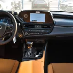Lexus ES300h Hybrid 2023 White Color - Thumbnail 13