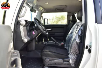 2022 TOYOTA FJ CRUISER V6 4.0L Petrol AT