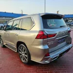 Lexus LX 570 5.7L V8 VIP A/T GRAY COLOR 2021 - Thumbnail 4