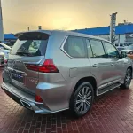 Lexus LX 570 5.7L V8 VIP A/T GRAY COLOR 2021 - Thumbnail 6