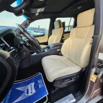 Lexus LX 570 5.7L V8 VIP A/T GRAY COLOR 2021 - Thumbnail 8