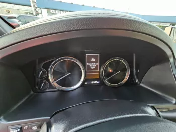 Lexus LX 570 5.7L V8 VIP A/T GRAY COLOR 2021