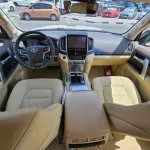 TOYOTA LAND CRUISER 2021 V8 4WD FULL OPTION WHITE COLOR - Thumbnail 10