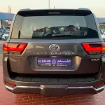 TOYOTA LAND CRUISER VXR V6 TWIN TURBO GCC SPECS FULL OPTION 2022 GRAY COLOR - Thumbnail 4