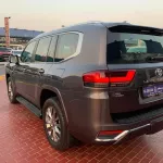 TOYOTA LAND CRUISER VXR V6 TWIN TURBO GCC SPECS FULL OPTION 2022 GRAY COLOR - Thumbnail 6