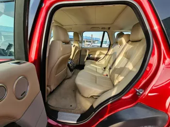 2016 Land Rover Range Rover Vogue 5.0L V8 GCC RED COLOR