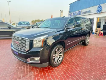 GMC Yukon 5.3L V8 GCC Specs 2017 Model Year Black