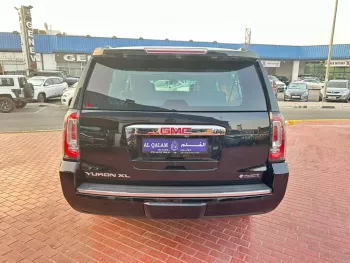 GMC Yukon 5.3L V8 GCC Specs 2017 Model Year Black