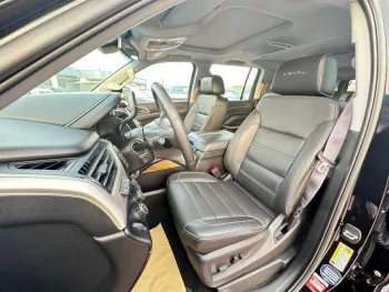 GMC Yukon 5.3L V8 GCC Specs 2017 Model Year Black