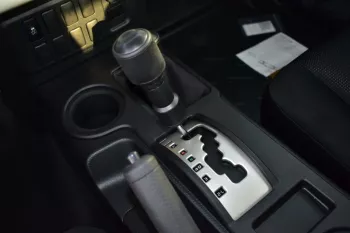 2022 TOYOTA FJ CRUISER V6 4.0L Petrol AT