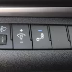HYUNDAI AVANTE 1.6L PETROL FWD 2020 USED 95000KM - Thumbnail 8