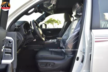 TOYOTA LAND CRUISER LC300 GXR-V 2022 3.3L V6 DIESEL