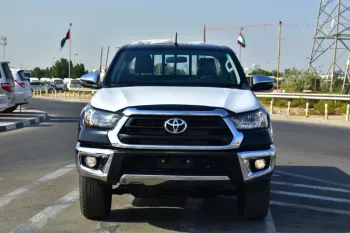 TOYOTA HILUX 2022 DLX 2.4L DIESEL AT
