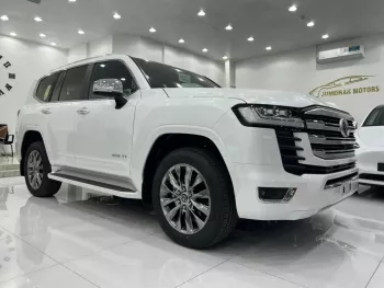 Toyota Land Cruiser VXR 3.5 letter twin turbo 2023