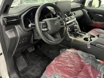 Toyota Land Cruiser VXR 3.5 letter twin turbo 2023