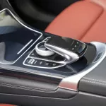 2019 Mercedes GLC 250 V4 2.0L 208P - Thumbnail 12
