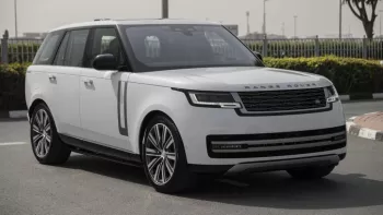 2023 Land Rover Range Rover HSE V8 4.4L P530 GCC Specs