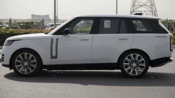2023 Land Rover Range Rover HSE V8 4.4L P530 GCC Specs