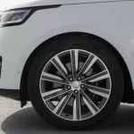 2023 Land Rover Range Rover HSE V8 4.4L P530 GCC Specs - Thumbnail 7
