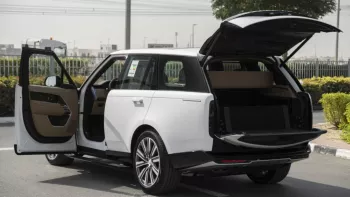 2023 Land Rover Range Rover HSE V8 4.4L P530 GCC Specs