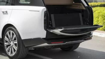 2023 Land Rover Range Rover HSE V8 4.4L P530 GCC Specs