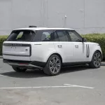 2023 Land Rover Range Rover HSE V8 P530 4.4L GCC Specs - Thumbnail 4