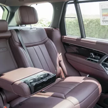 2023 Land Rover Range Rover HSE V8 P530 4.4L GCC Specs