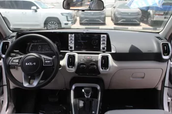 KIA SONET 1.5L A/T WITH SUNROOF MODEL 2023