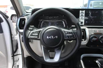 KIA SONET 1.5L A/T WITH SUNROOF MODEL 2023