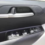 KIA SONET 1.5L A/T WITH SUNROOF MODEL 2023 - Thumbnail 15