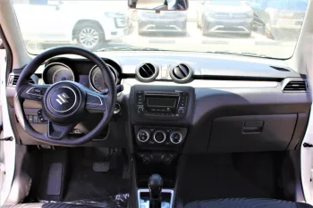 SUZUKI SWIFT GLX 1.2 PETROL 2024